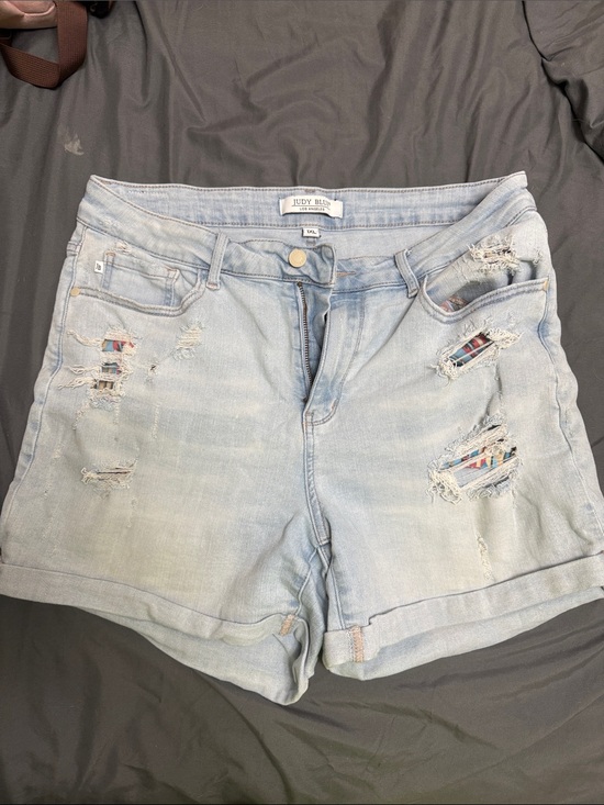 Judy Blue Pants - Judy Blue Light Wash Distressed Denim Shorts with Patch Detail